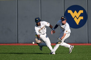 Kanas State ends WVU's home winning streak with a 4-3 victory
